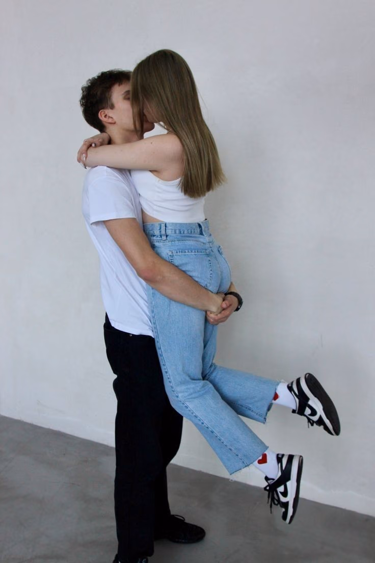 b8877b6ad6d49ecf5aeca2987bc8fe8d.jpg