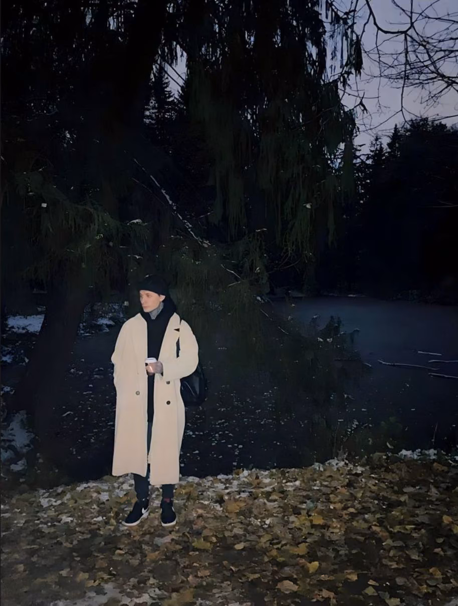 b9892661e9637f62fe36170593886beb.avif