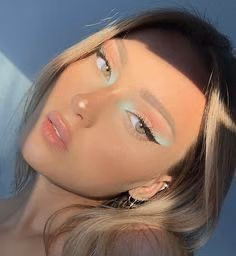 b9dface7bb78817fd093d0fc4d78045f.avif