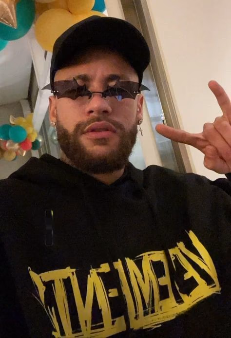 ba666bfeb4567f38a2f997fe2574355f.avif