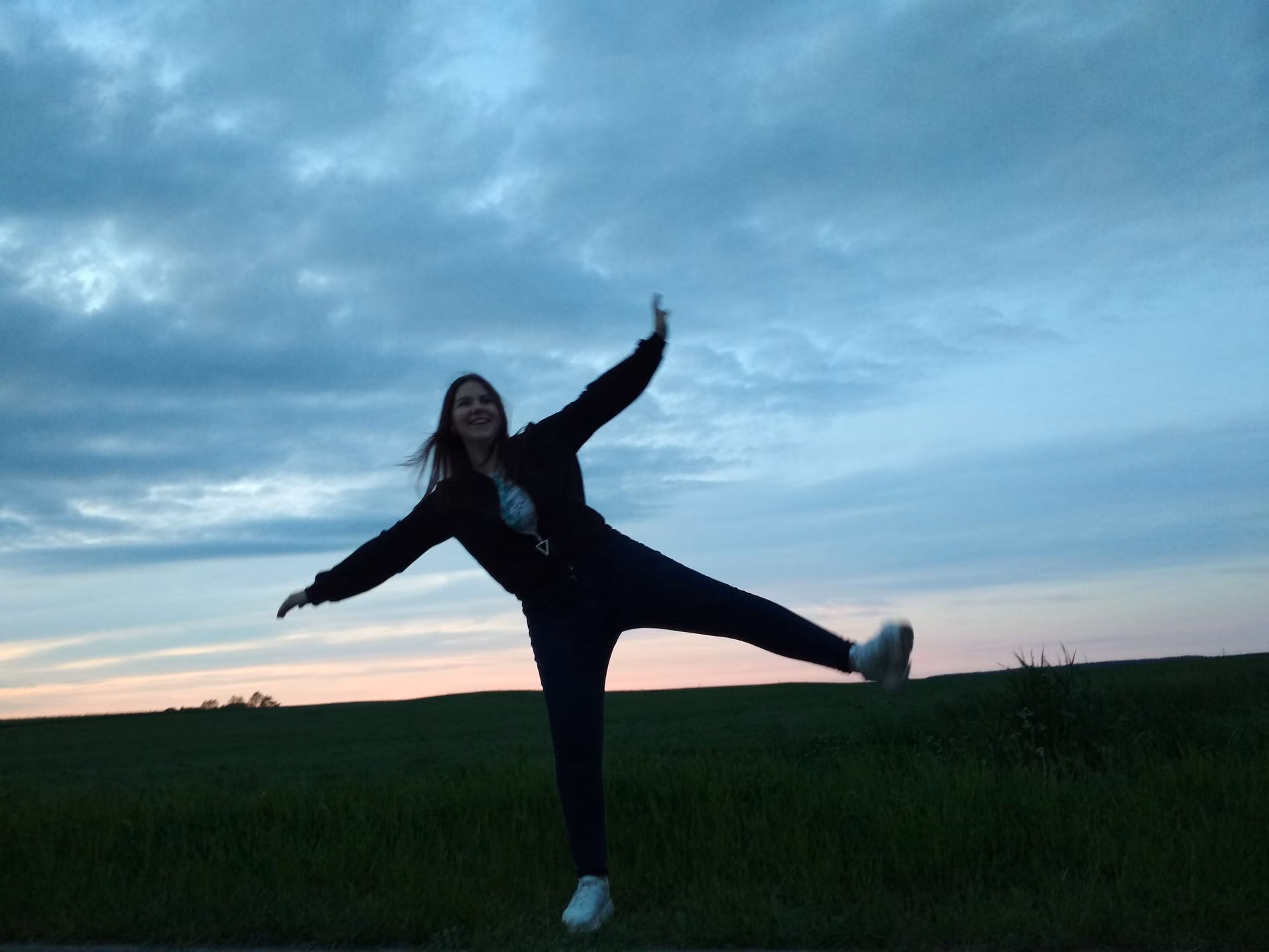 ba7e71f9d6cdcd8ed1c2639b5efc265d.avif