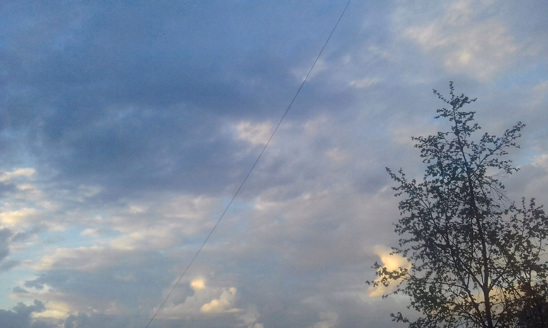 bb5315715733e3559ada72d666472100.jpg