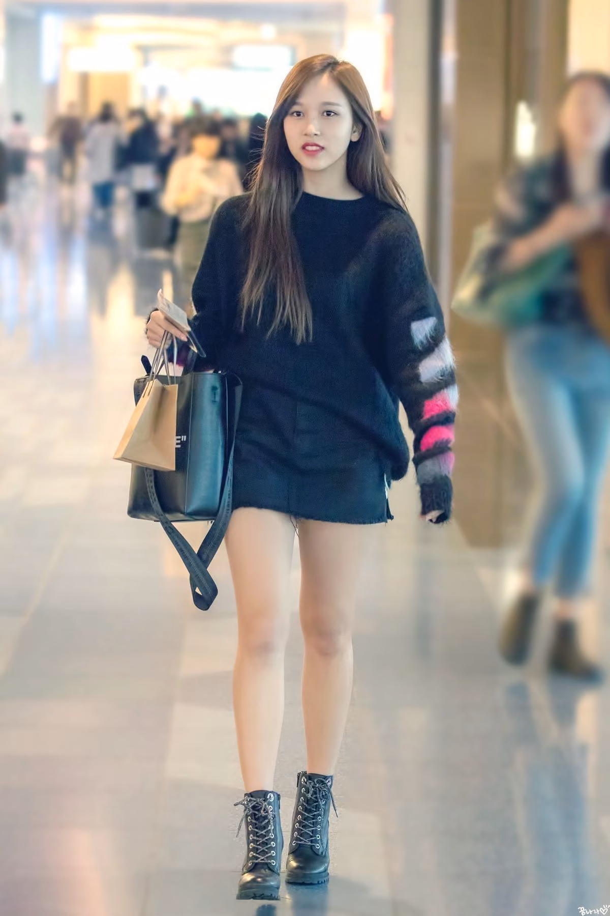 be5d4d7083f2b125d426426b56de75d9.jpg