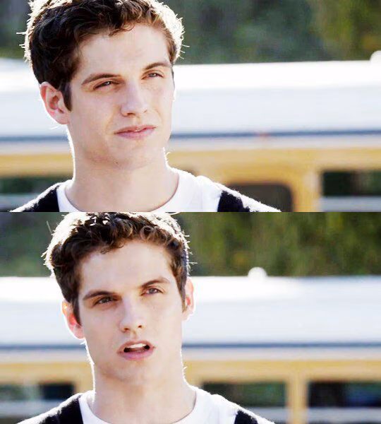 bed000bb39d3b47361758f96ca8a6d6b.avif