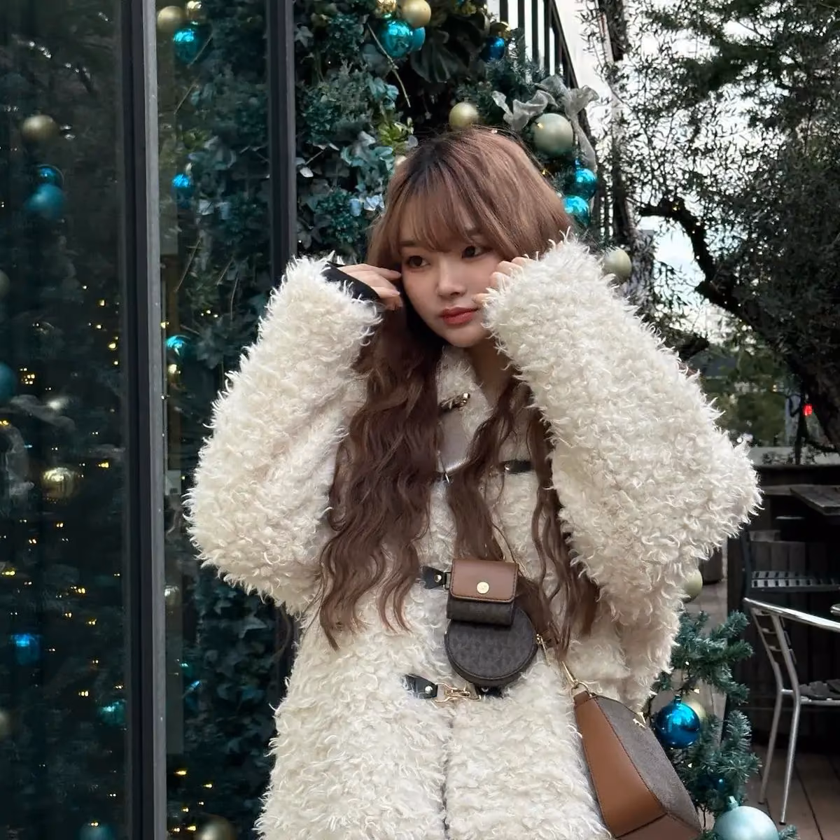c050d1ec257cb2c6a0b1bfc7b54056ba.avif