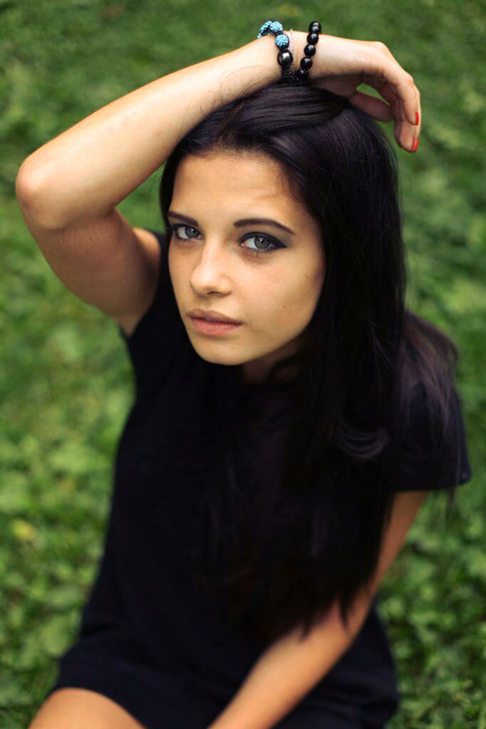c100f154fa7836f2dbe0d66c1d354b42.jpg