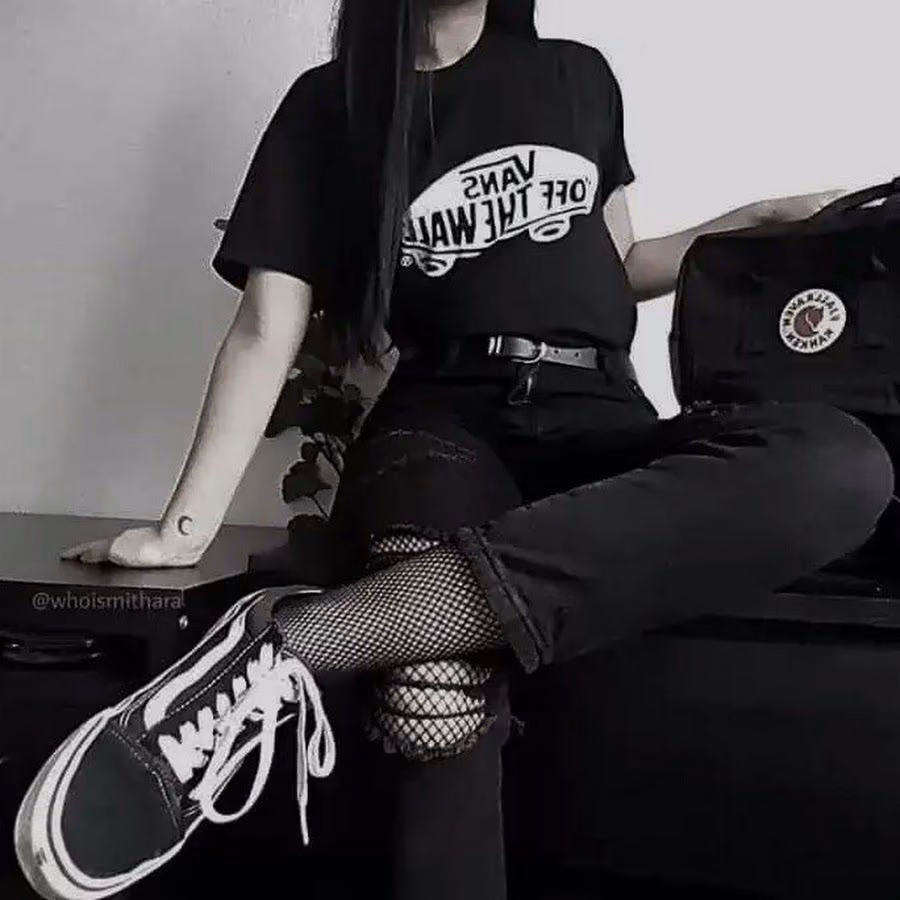 c24624b82efd5cd3d15c3fb2dd168ed5.jpg