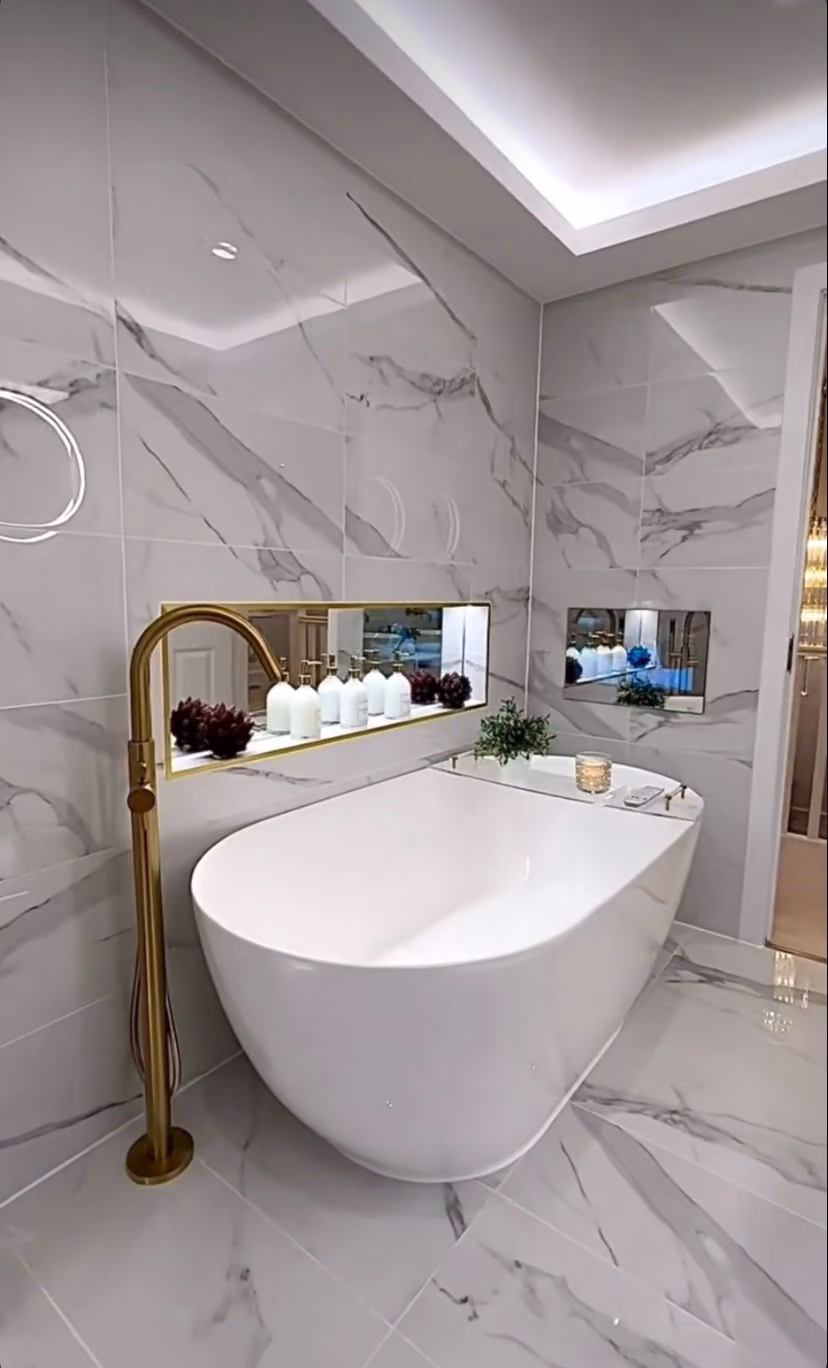c3dbb0111a6895dd8c7bd7472b46ab81.jpg