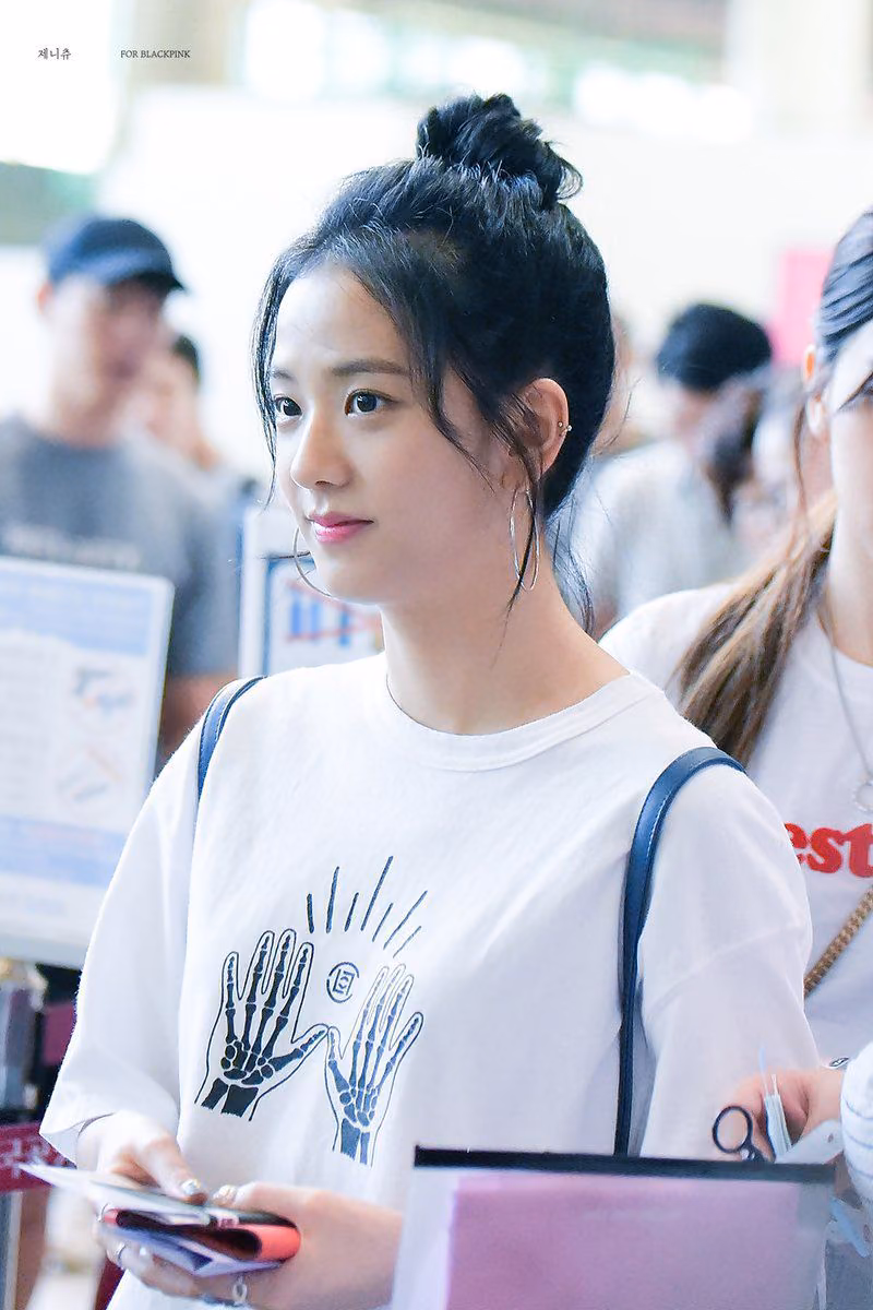 cc14f136100e8e4a67129351a6fccc13.jpg