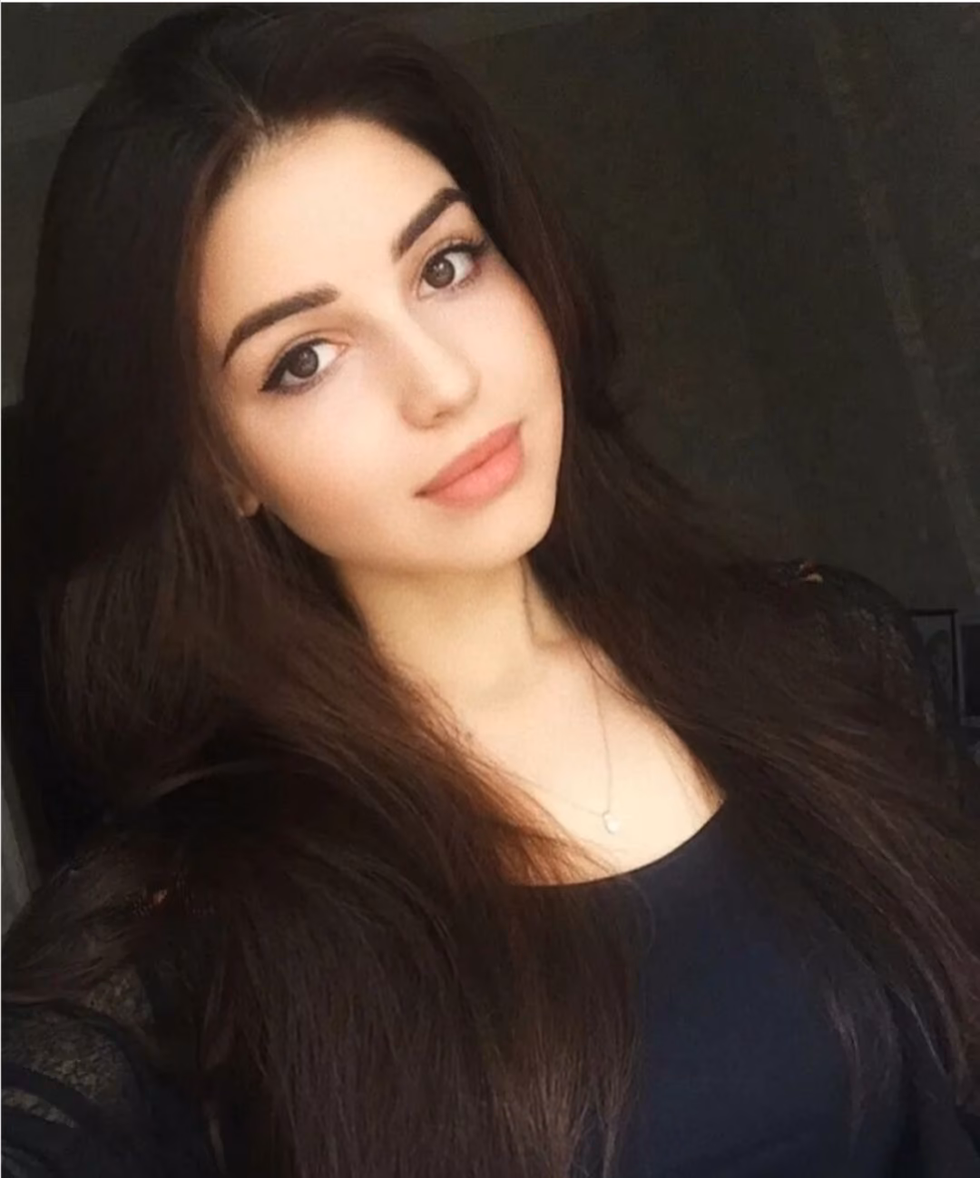d04e7a177d62d517a83c4abefe4aa7b9.avif