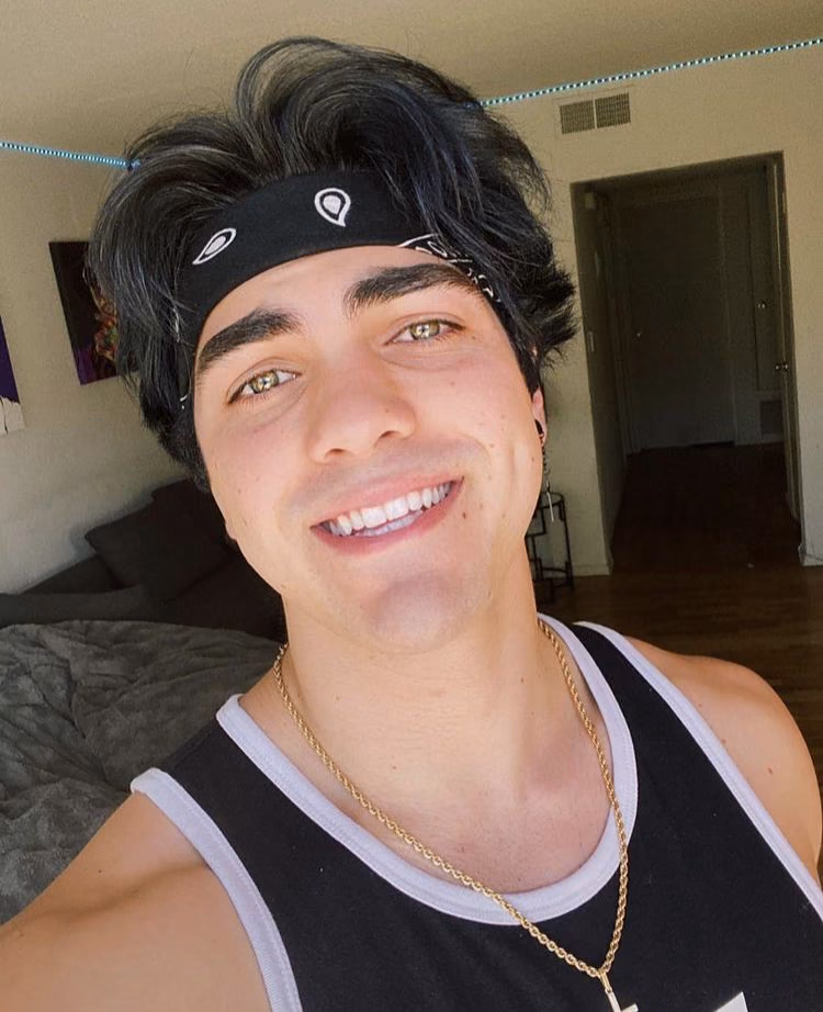 d1f04d6587d27c2aaf686925dce03d1e.jpg