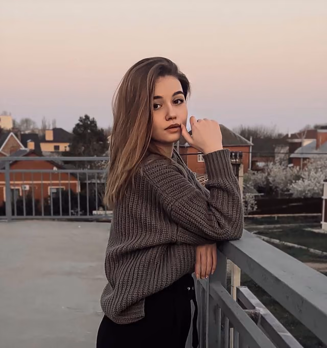 d558697d122ca8a8e9f633ee5f18ab9e.avif
