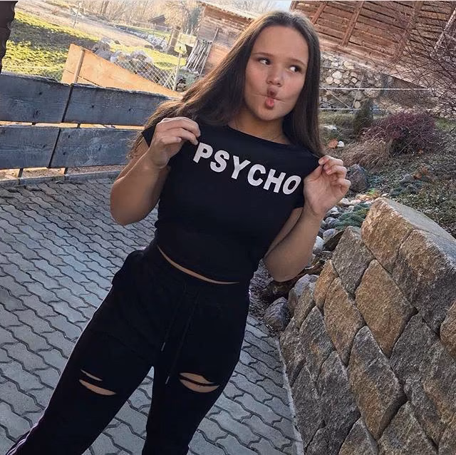 d7f751f489d4ac8d35e649cfc5008cf6.jpg