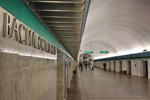 d8d175473a0a2ec9c16b5108881c1017.avif