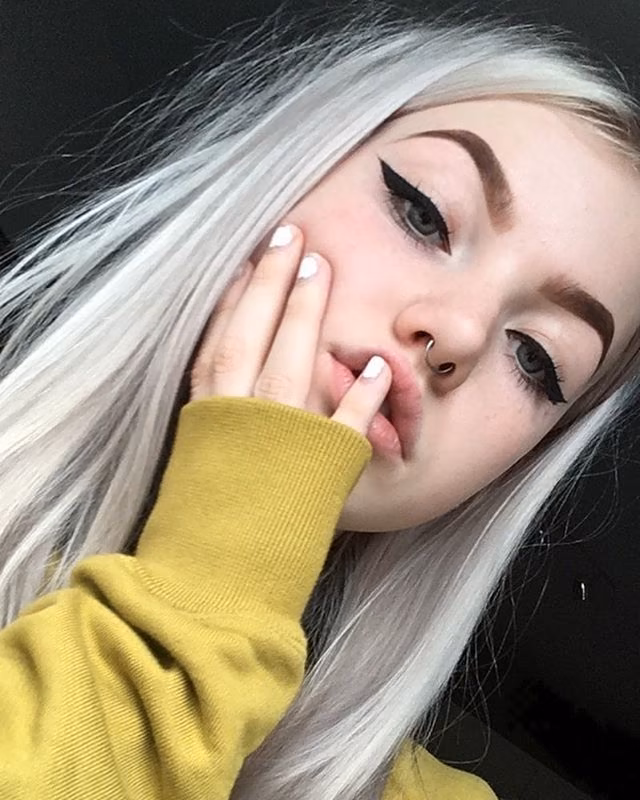d9ee64a34644c433206547060e9f54e7.jpg