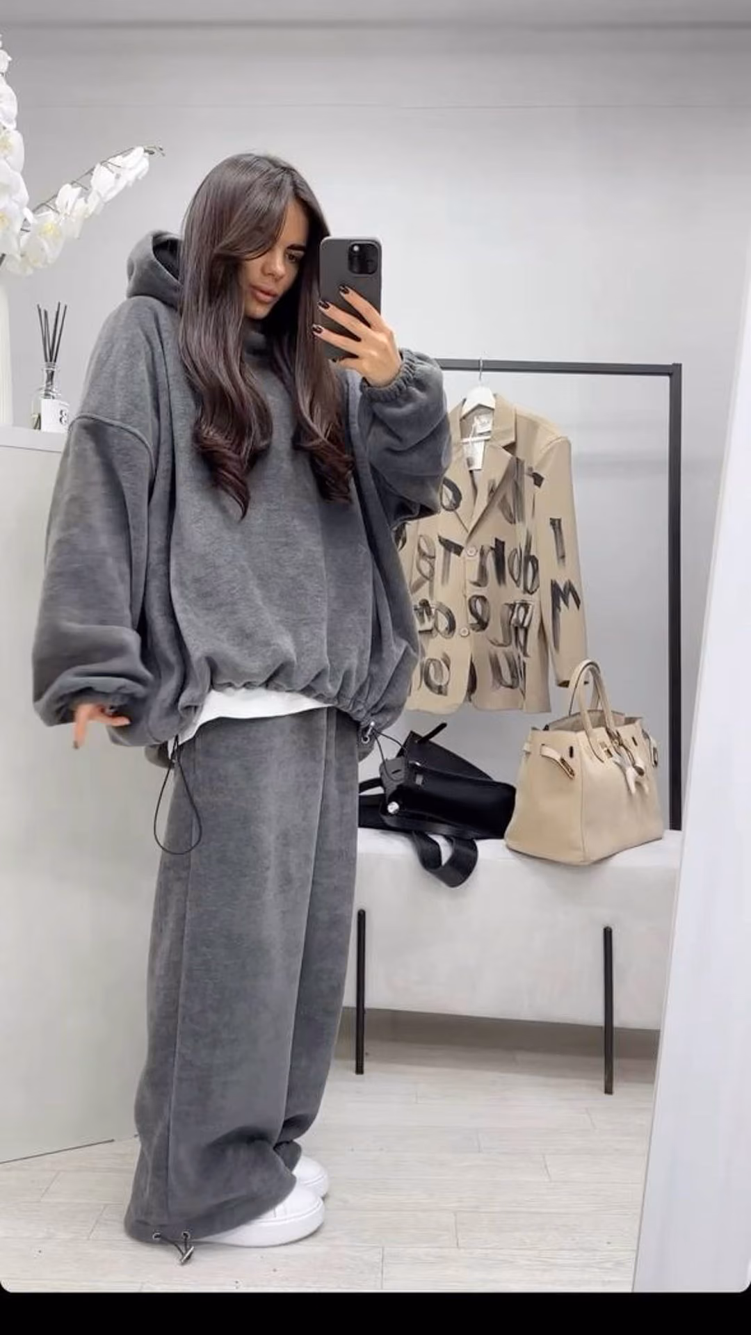 ddd90ea87cb5413e7fabe6b8fe67818b.jpg