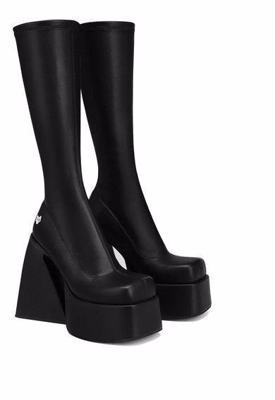 deb829ef28db77f4dece9fbc16cc0509.jpg