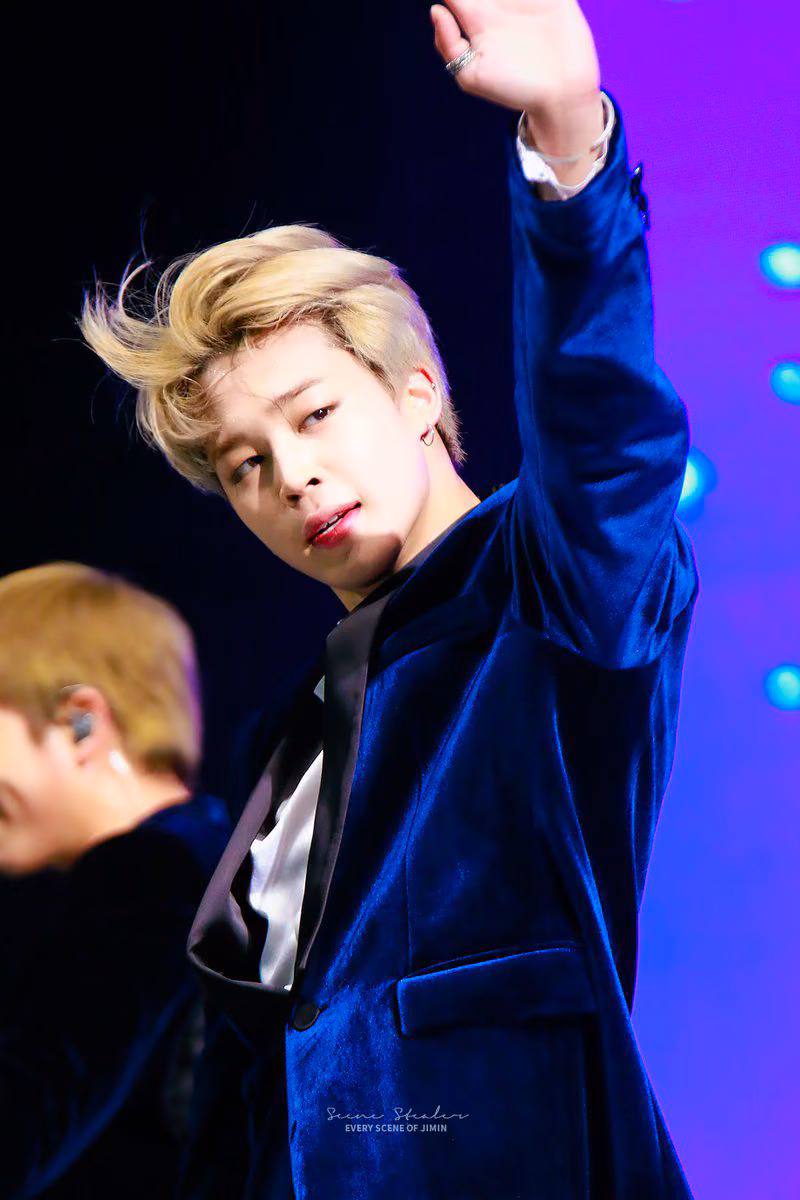 e191b30dfff6d6befabdd4bfff7d1188.avif