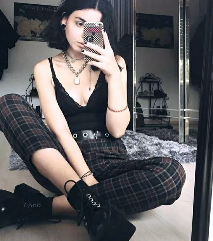 e1f8c2a7d1495cb1d64a0be2f64b15bd.jpg