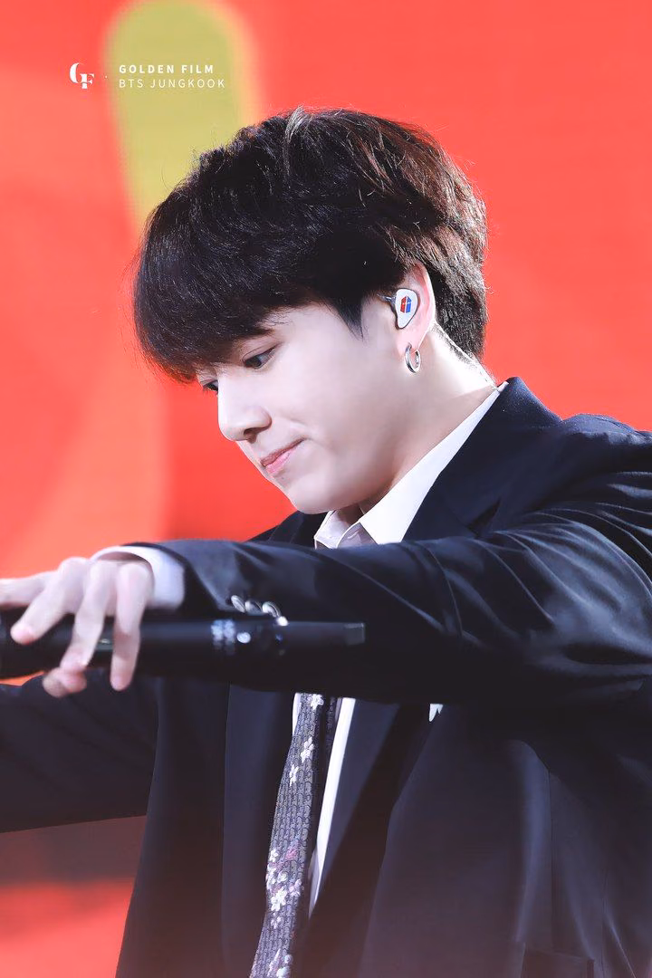 e37d856d3b638d807b9984249eee1f1d.avif