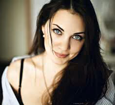 e3b0455ca32c454ce5fb2b990efb3124.avif
