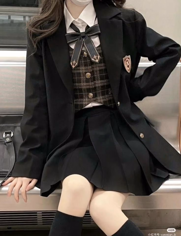 e4df4a410bd2e83d52201cb19c528a2d.jpg