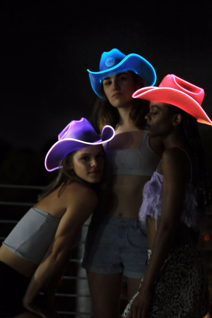 e6407b88713fd85beac8678c2ebd6986.jpg