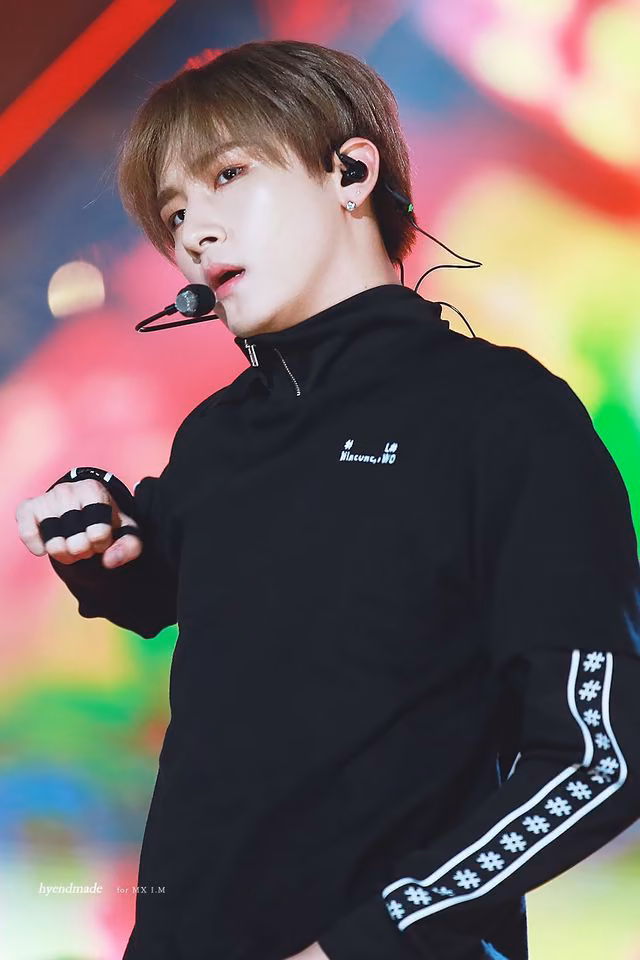 e712a24b8e1ea9404e0add998af8d666.jpg
