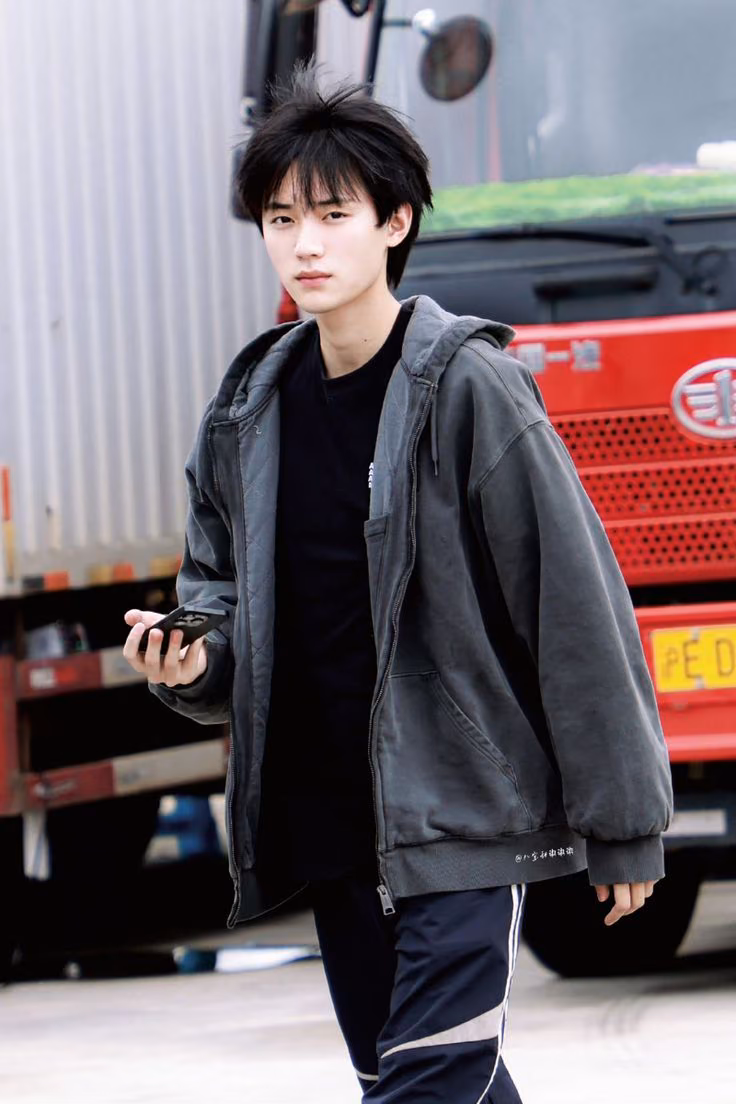 e793eee8b175ee660cb8c6e2e94e16b4.avif
