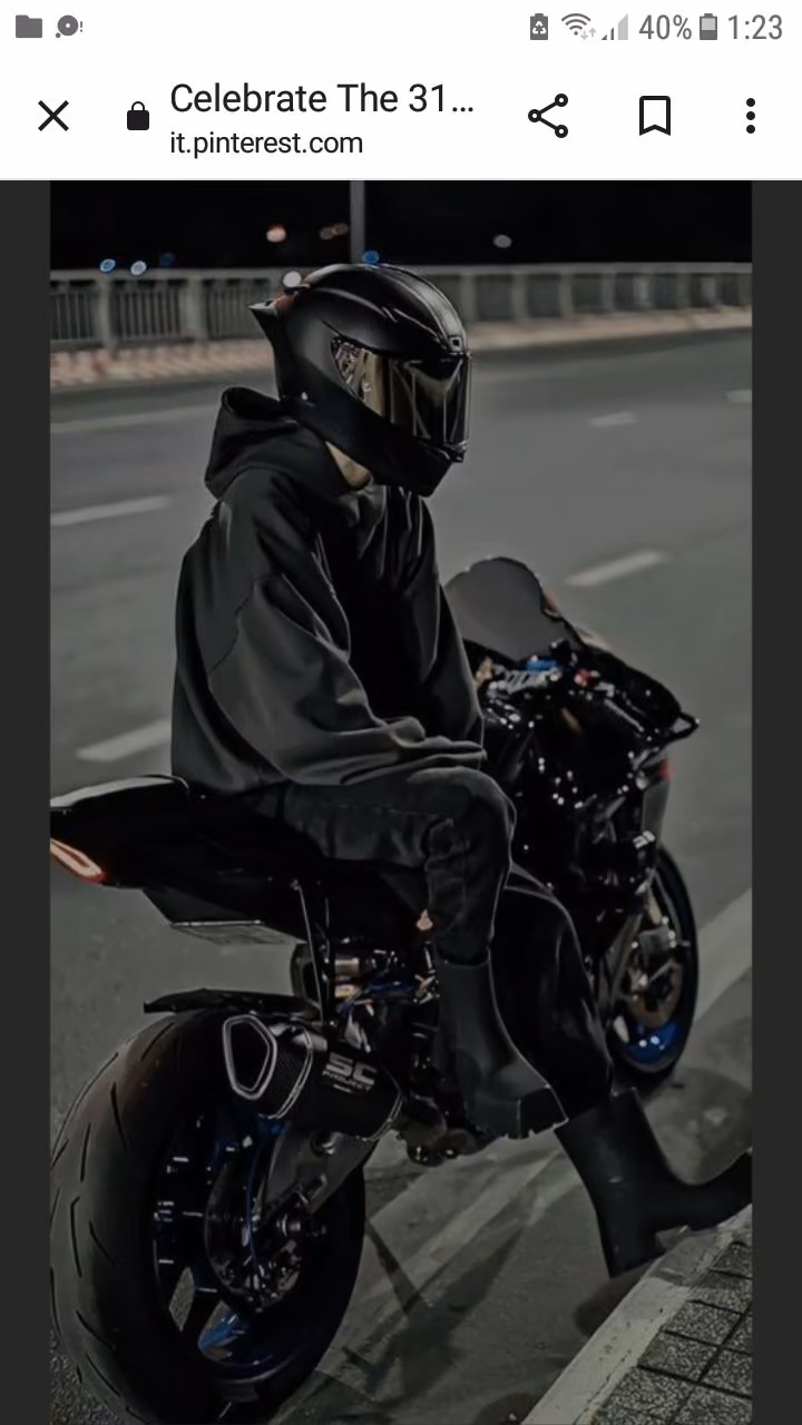 e85978ac2f1cda4d1bdf2329a5d70c17.avif