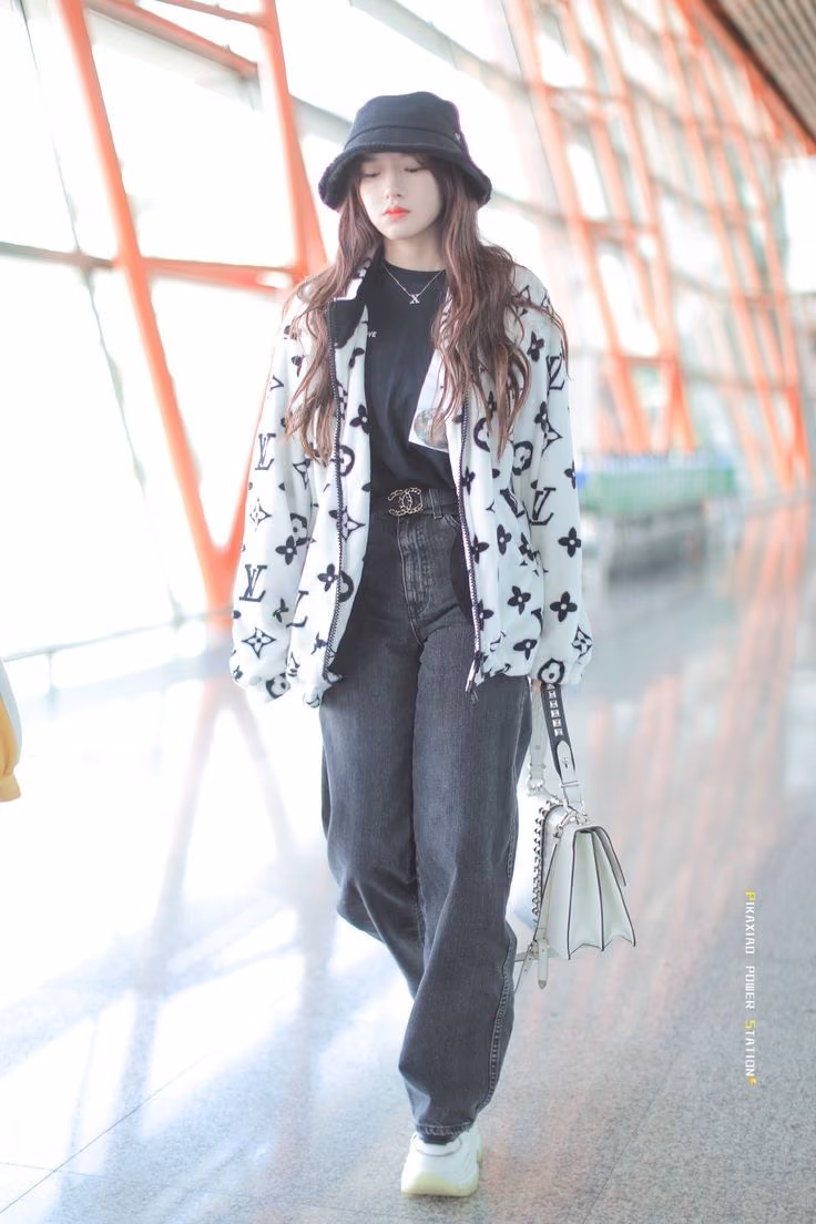 eaaa3e500ad5e18bebb996f352a6ce60.jpg
