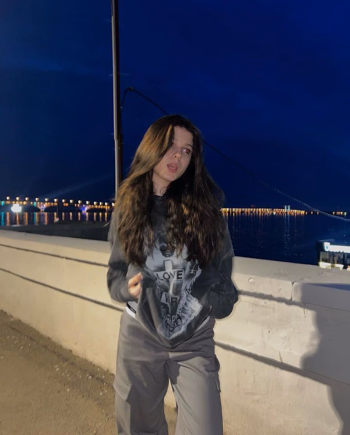 0673b9f23872b6310bd4139d53a46a4c.jpg