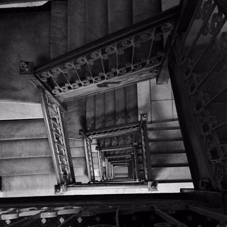 f05e7603a6e0439a2322f93e3f298a75.avif