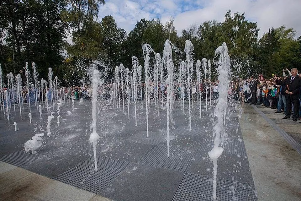 f251236552e61c02a90752d2fdae3312.jpg