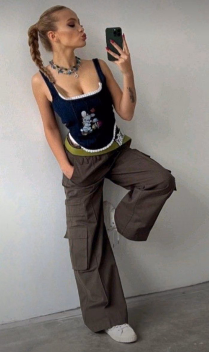 f26de5547bca4d3b8d3e3df5f09bcfe6.jpg