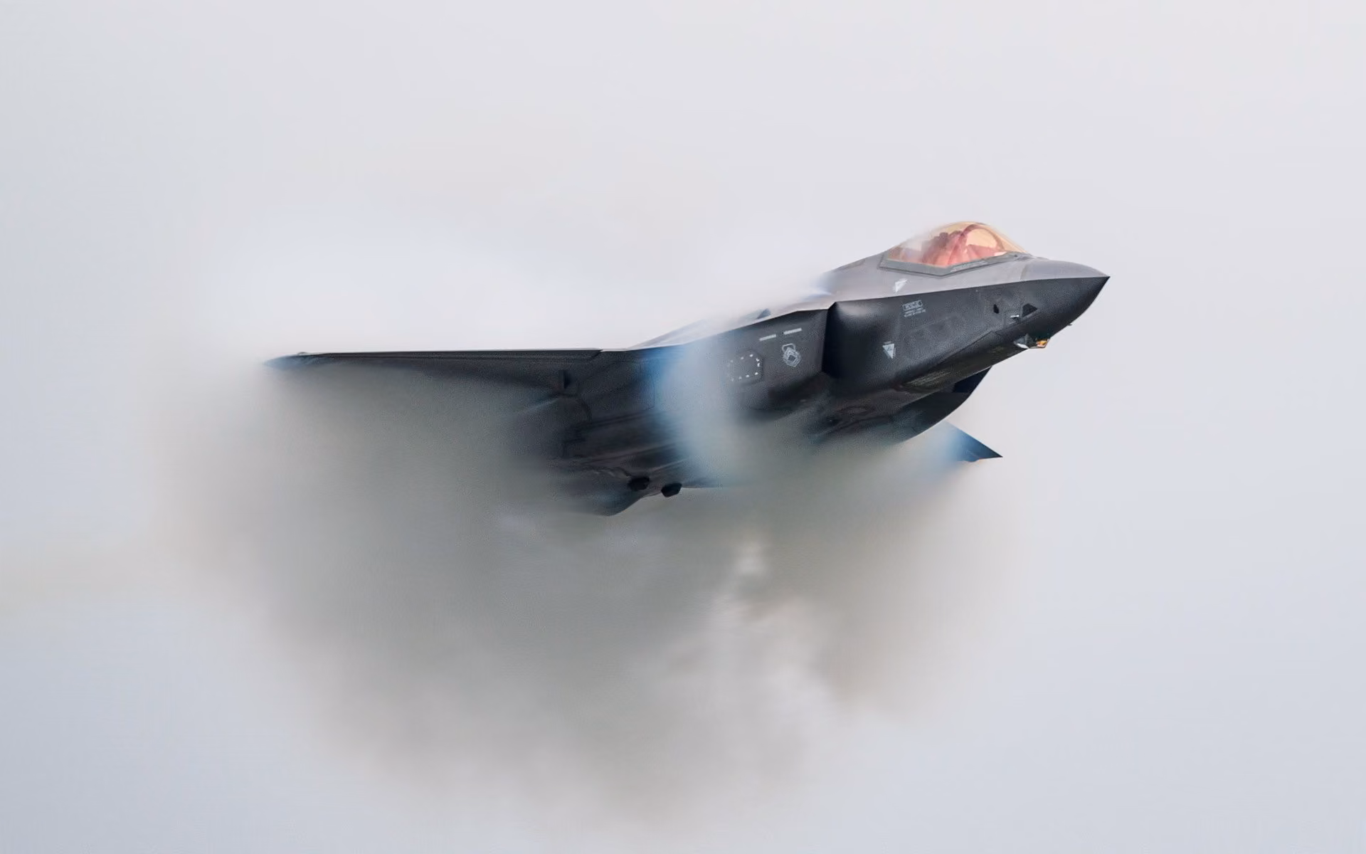 f37826a9d07580b54b093e7e7ee89d9e.avif