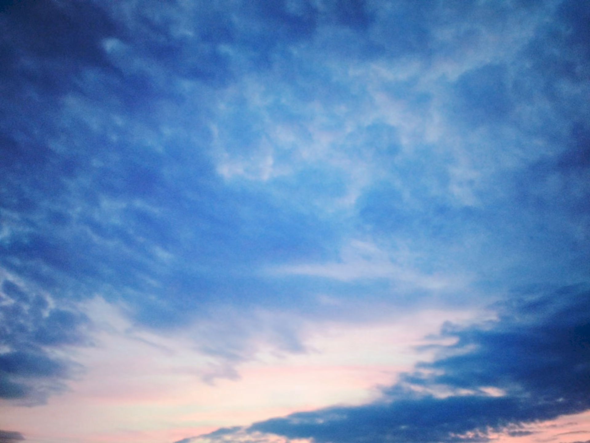 f4d81b8b9c8580cb7dd8d3de513b24fd.avif
