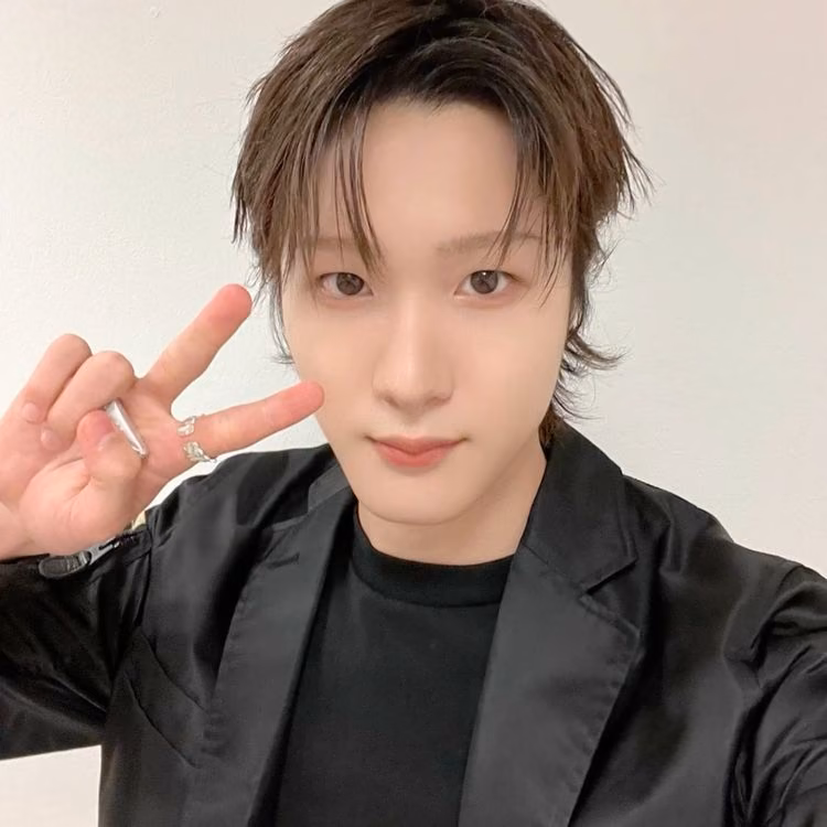 f50c8f642f117c5b4ec277b1efcf3e3b.jpg