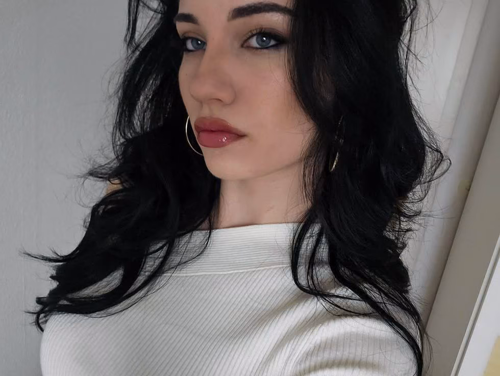 f57c8a3a9f1545becd23fd24f0fe8708.jpg