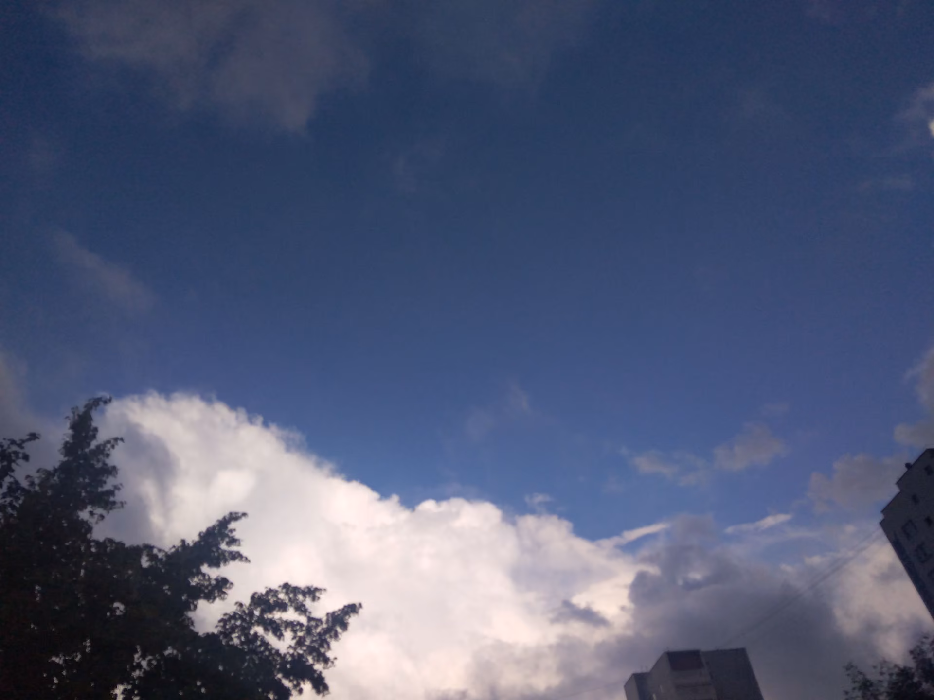 f5b7c3278b4dfc459589f48026f2d80c.avif
