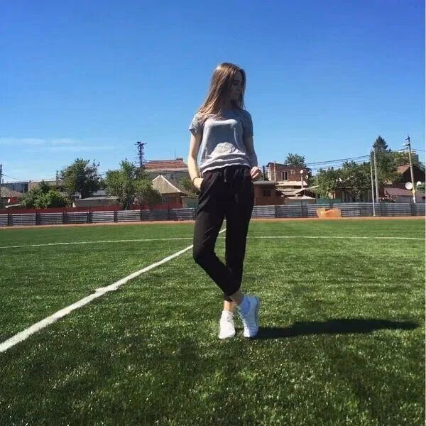 fb1ff46a10e28947eacfb3bfa285bd63.avif