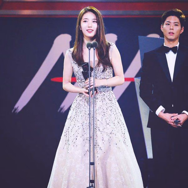 fbb6c6a3b5aee92ca332e1db57930dfb.jpg