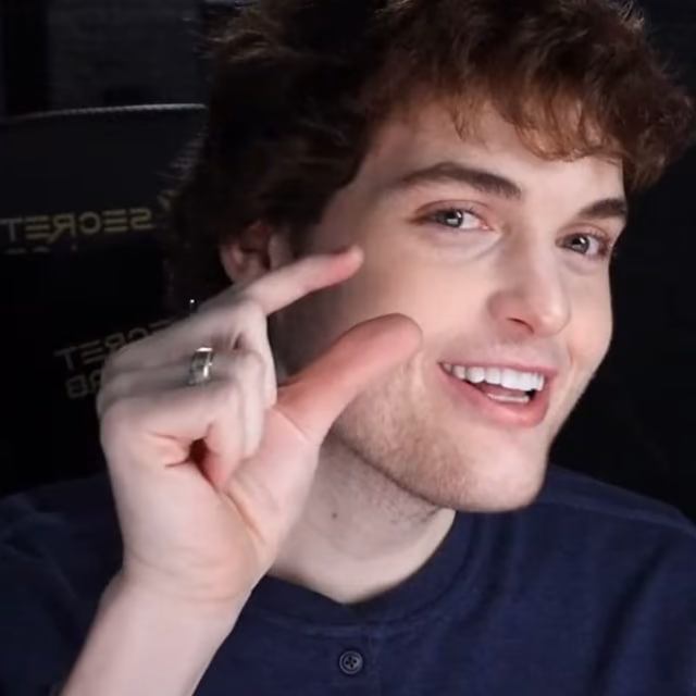 fe4da495d8e0b2db2d2b63d27943a4ee.jpg
