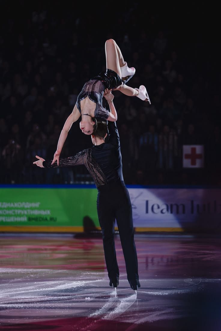 fe8cbcd289b3b376057616e4214b9575.jpg