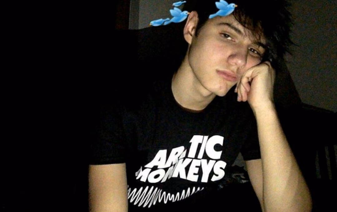 fea49444d480c20ffbbebaed5efe101f.avif
