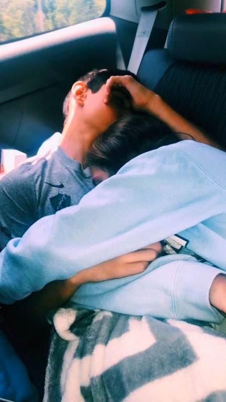 ff807fbcfcc6043f9006de319828c13f.avif