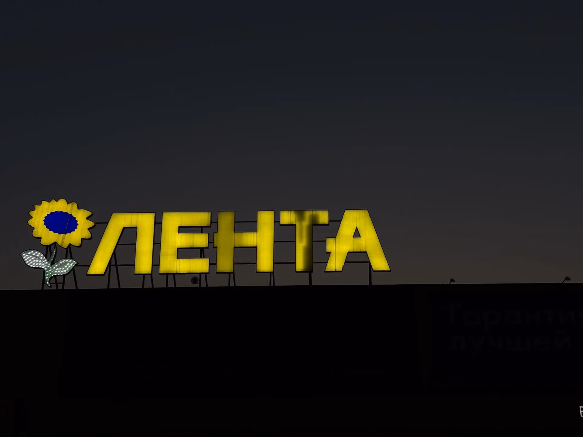ffca2369f29e8a8e5fc471c21d419360.jpg